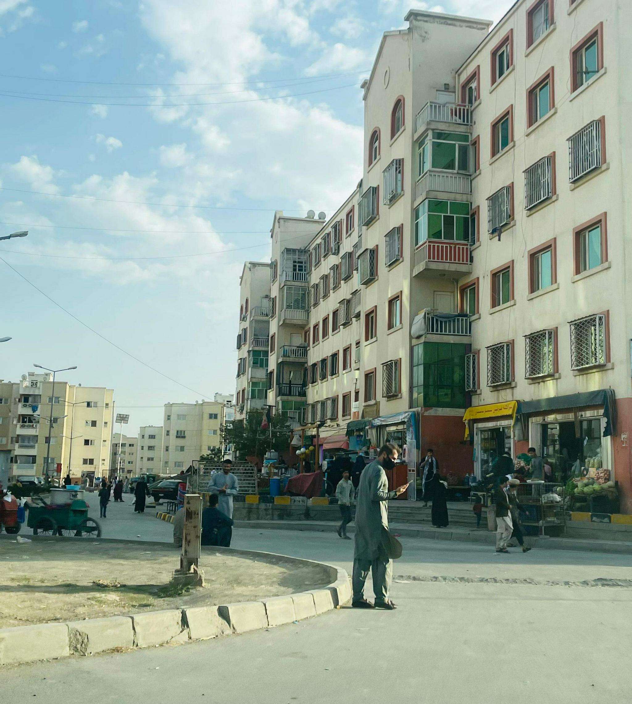 这是8月26日拍摄的阿富汗喀布尔街头.新华社发