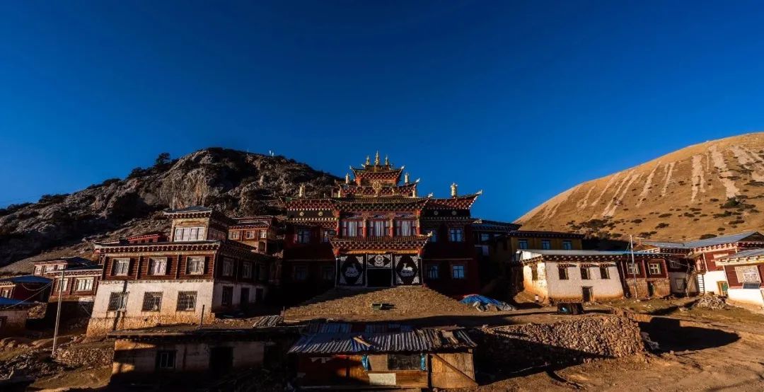 尼果寺|避世的人与自然和谐天堂