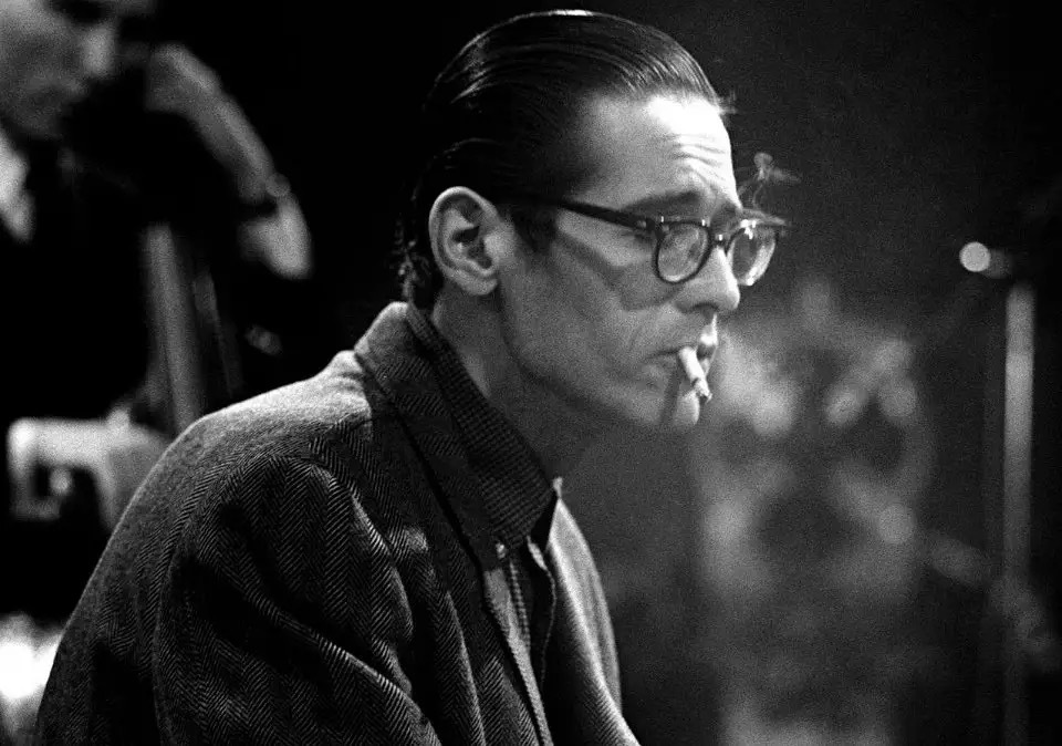 "烟枪"bill evans冷爵士圈的极简主义钢琴师 67"烟枪"bill evans冷