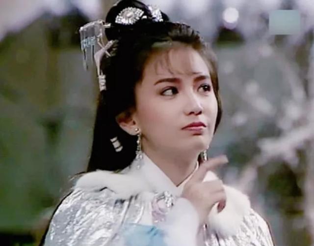 这才是80年代的一线女神儿子都21岁了曾华倩仍风韵犹存