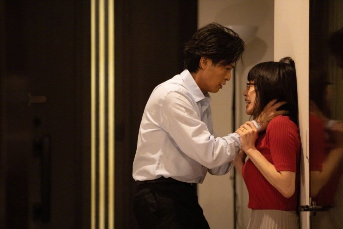 Netflix制作日本同性题材电影 她 同时发布海报和剧照 Netflix制作日本同性题材电影 她 同时发布海报和剧照
