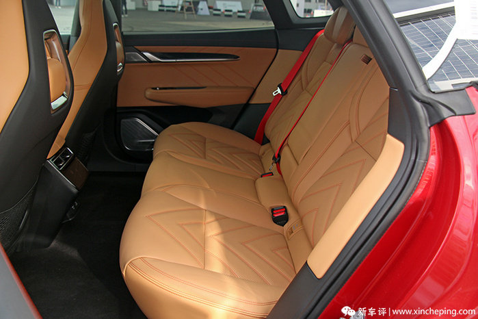 极氪001对比宝马3系 30万选新势力还是传统豪车？