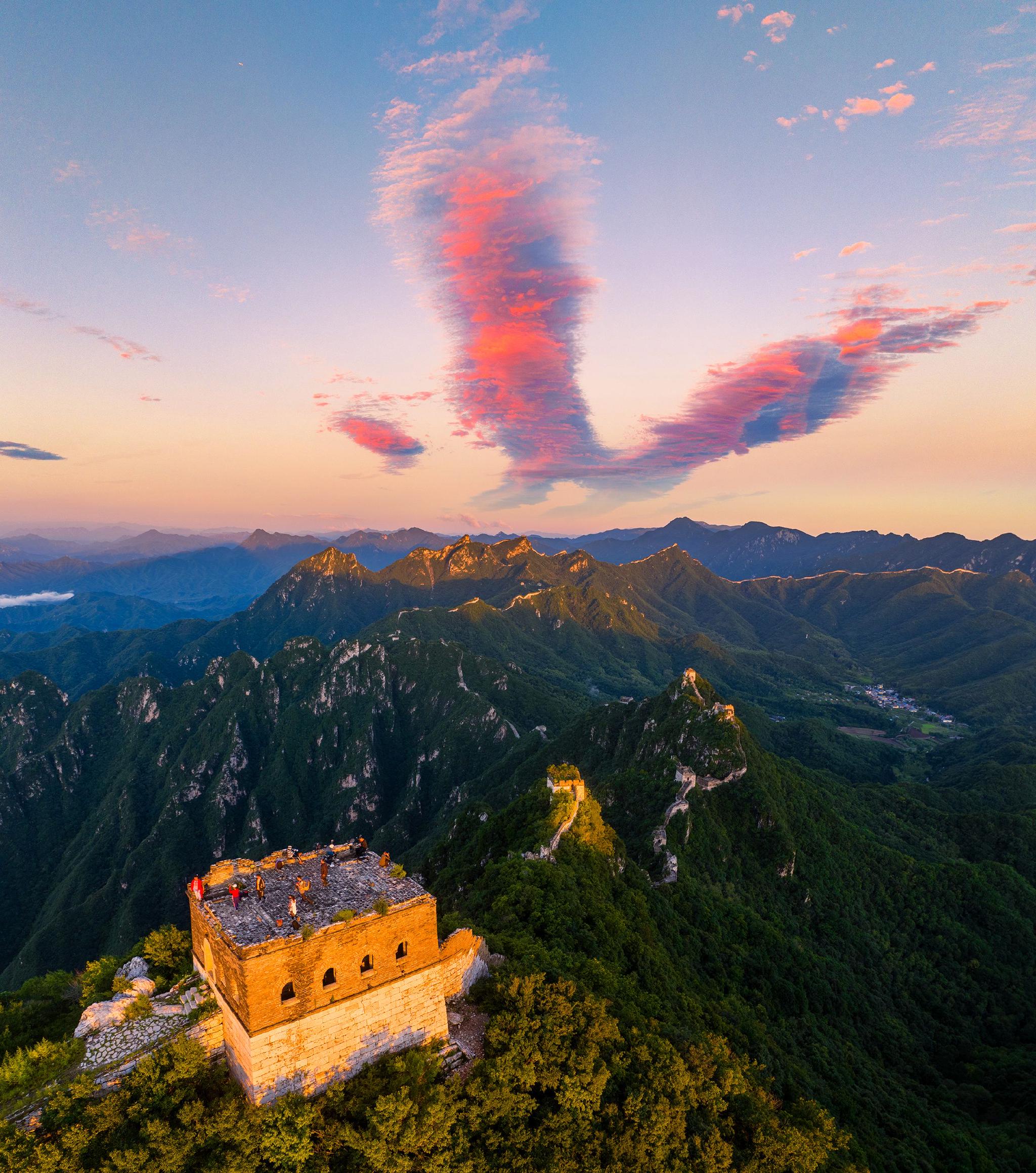 雨后的箭扣长城虽然没有云海