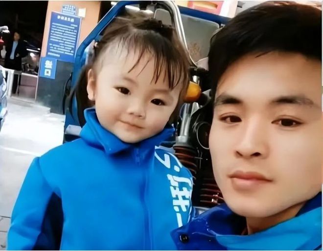 宁做“外卖宝宝”不当留守儿童，带女儿送外卖的男子告诉你什么是富养休闲区蓝鸢梦想 - Www.slyday.coM