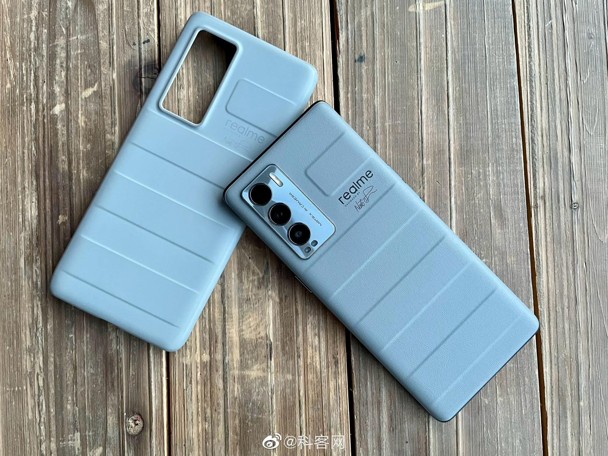 今天凌晨开卖的realme真我gt大师探索版真有那么多人蹲……__财经头条