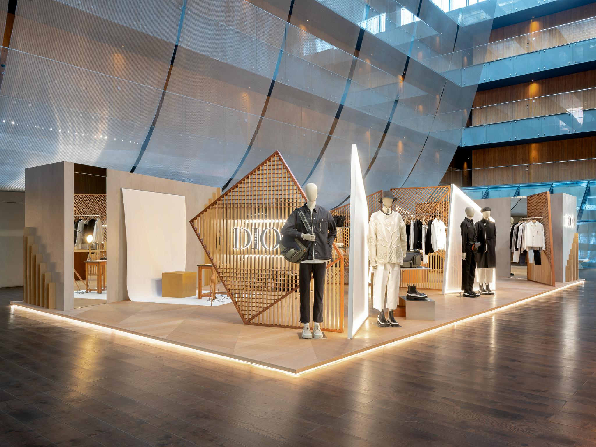 dior于北京瑜舍揭幕diorandsacai男士限定系列限时精品店