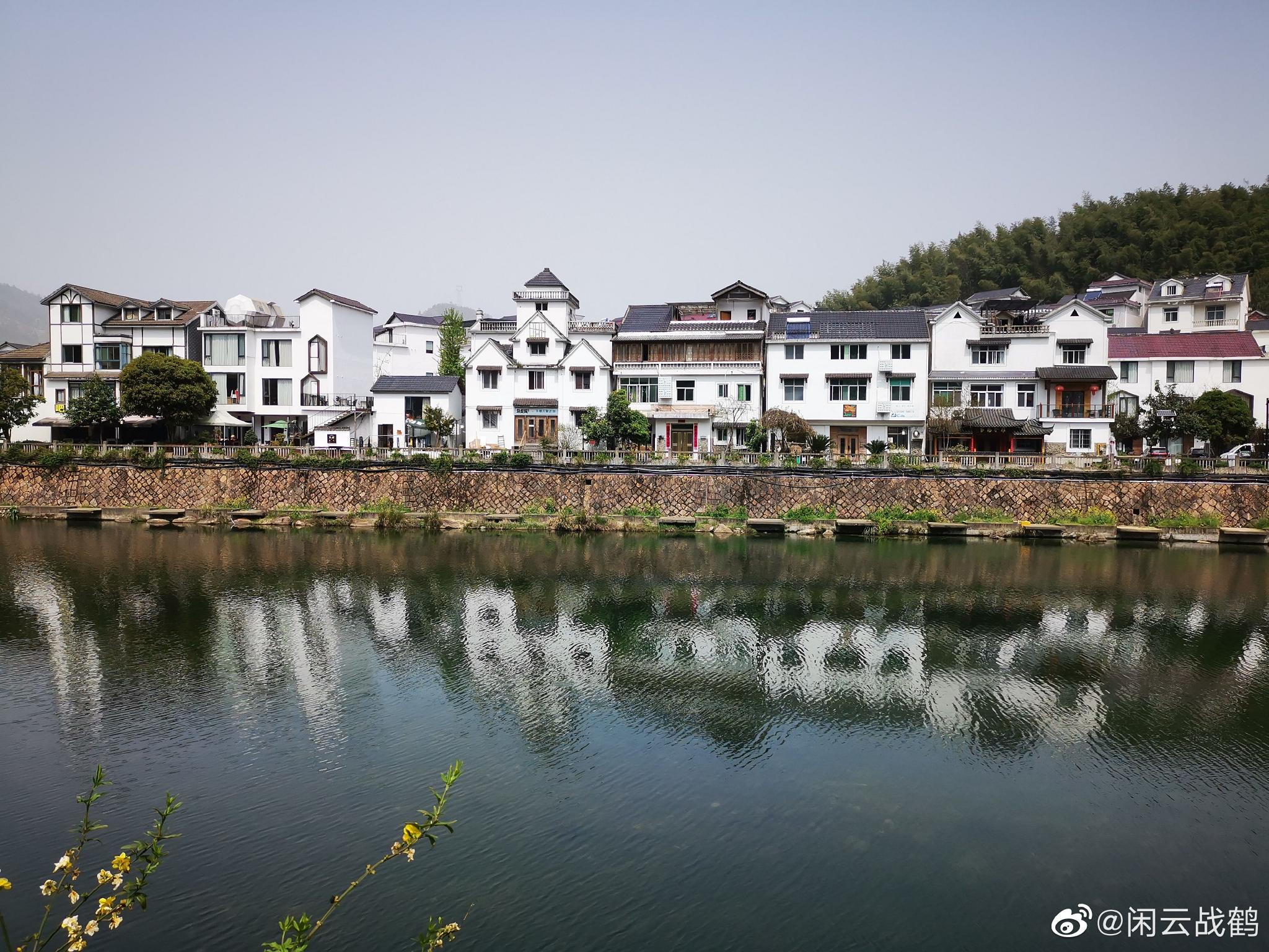 走进淳安县下姜村,粉墙黛瓦,古色古香的廊桥,溪水淙淙……_高清图集