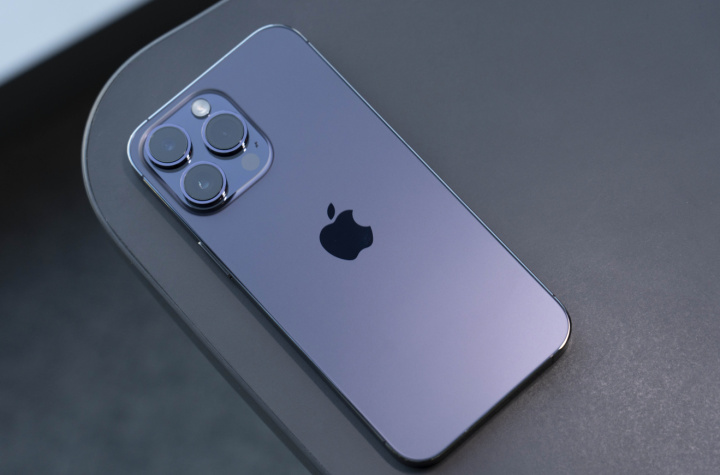 iPhone 14 Pro Max体验 灵动岛之外还有哪些惊喜？休闲区蓝鸢梦想 - Www.slyday.coM