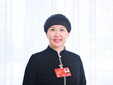 刘希娅代表:用人单位不得歧视职业教育学历|学历|职业|不得_新浪新闻