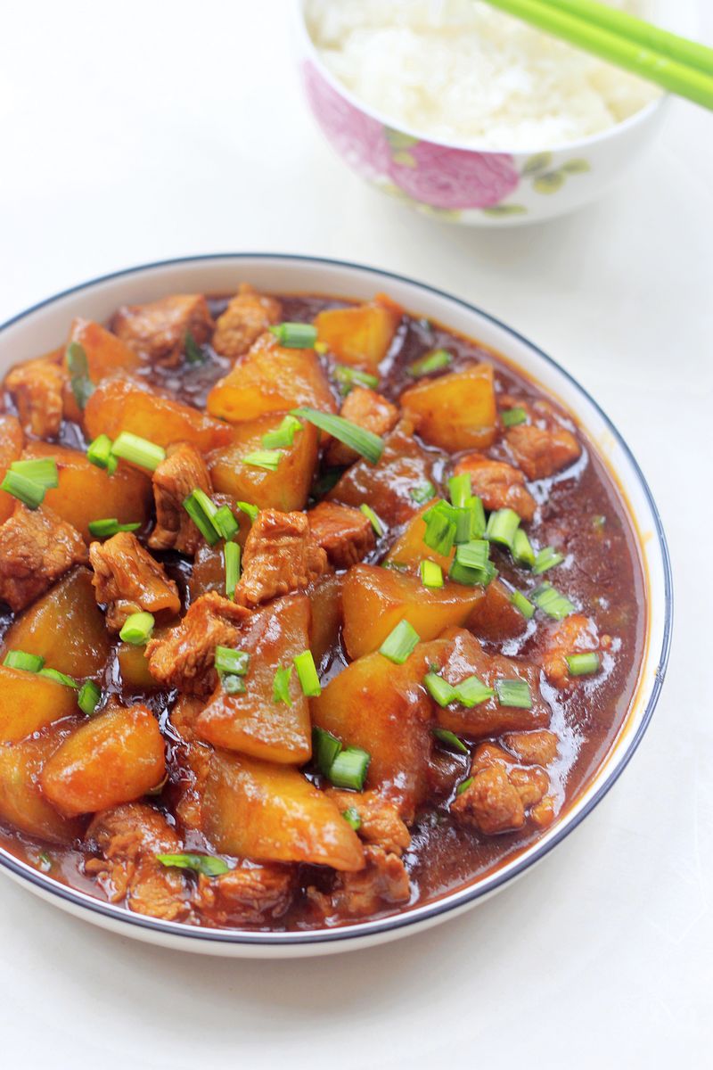 倒春寒冬瓜可以这样吃,酱香味浓,鲜嫩多汁,比红烧肉还好吃