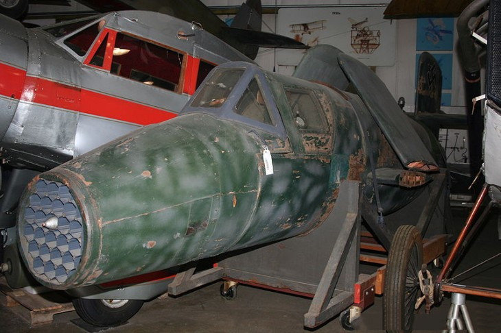 德国纳粹疯狂之作,可垂直起降的ba349"蝰蛇"截击机|轰炸机|战斗机