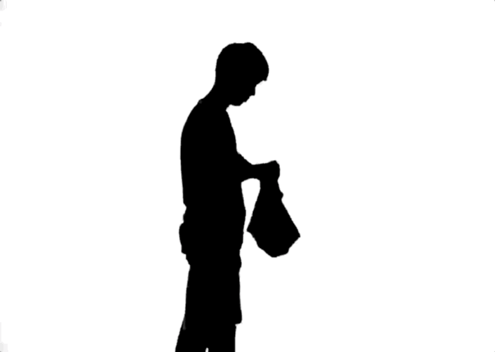 不寒而栗！《门锁》中被偷窥的白百合，是现实中4000万女孩的噩梦！休闲区蓝鸢梦想 - Www.slyday.coM