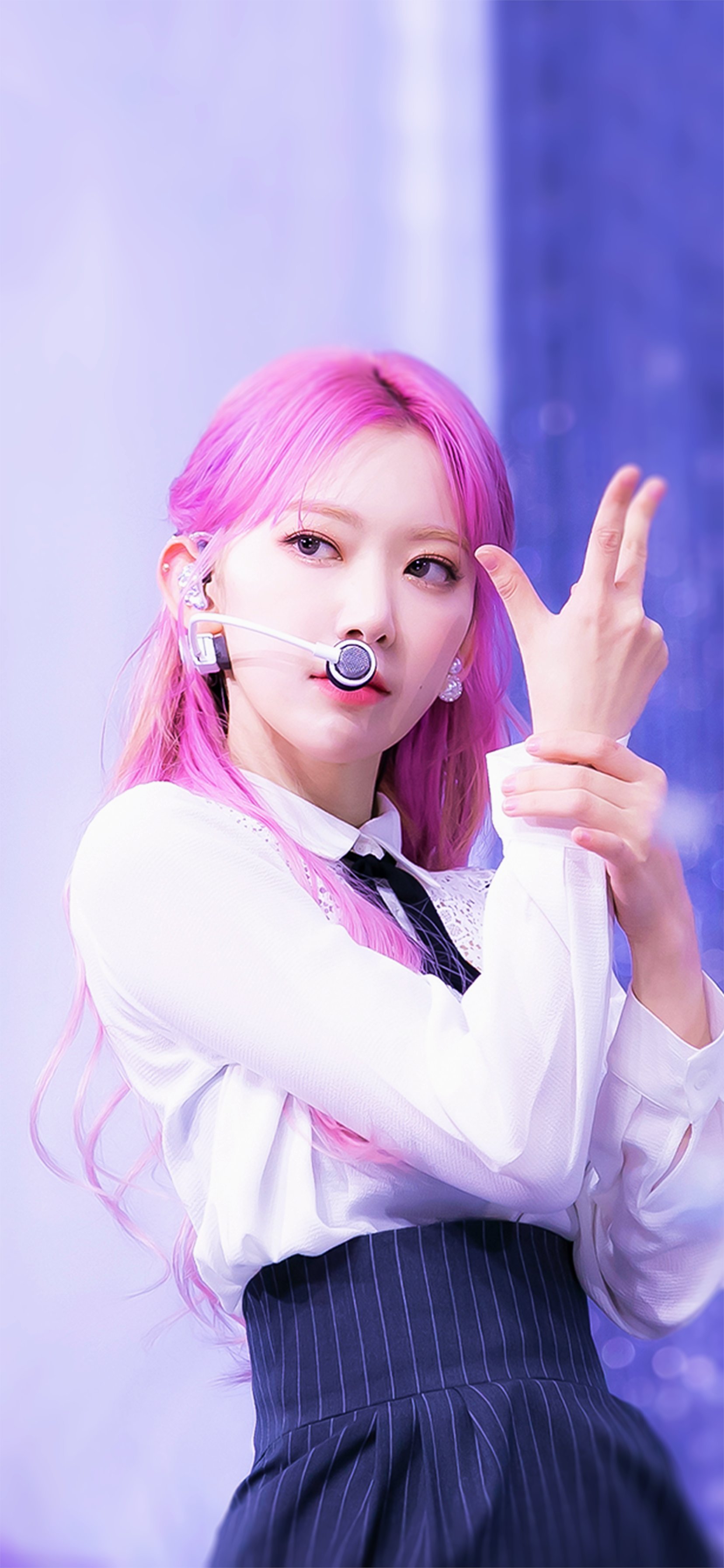 宫脇咲良签约bighit加入公司新女团防弹少年团师妹