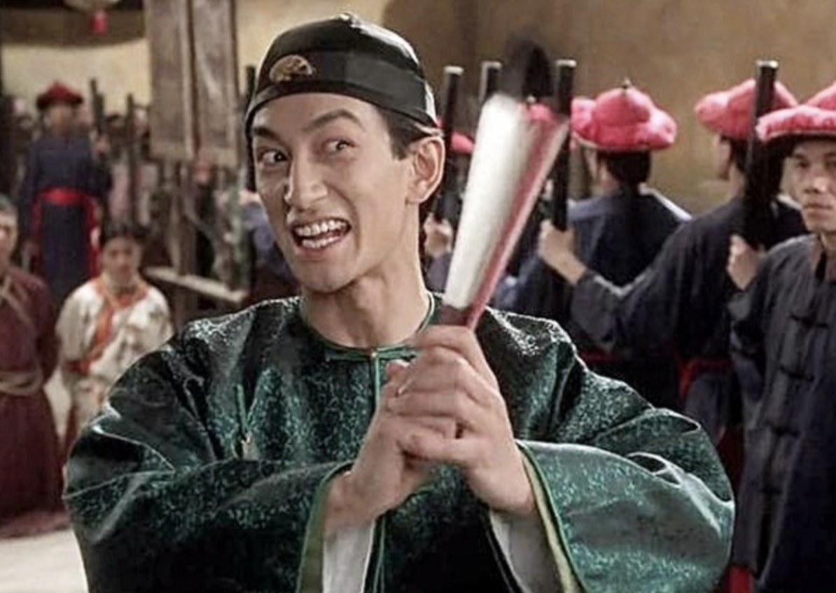 56岁吴启华转幕后做影视大亨携tvb监制组公司蔡少芬发声支持