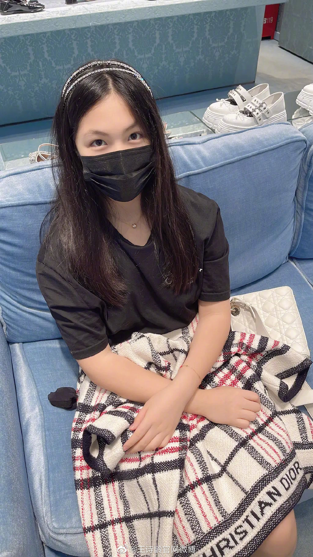 小贵妇王诗龄置办新行头,瘦了20斤的angela也是越来越漂亮啦~_高清