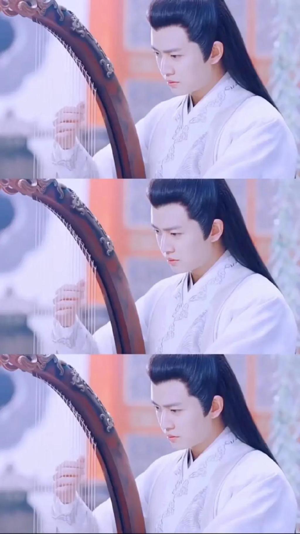 在《天乩之白蛇传说》里,任嘉伦饰演的紫萱特别让人心疼,他一出场就把