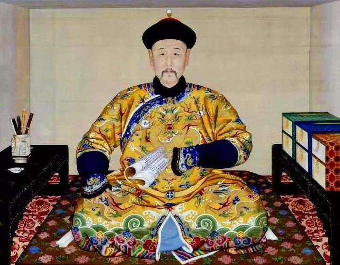 清世宗登基后用四年时间除掉胤禩的羽翼，随后将其清算