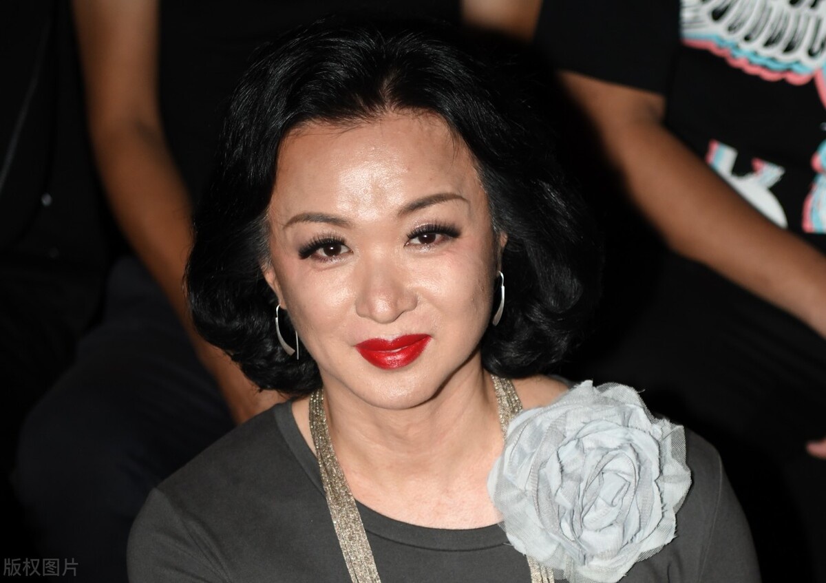 金星 出镜,与众不同 抛头露面在外