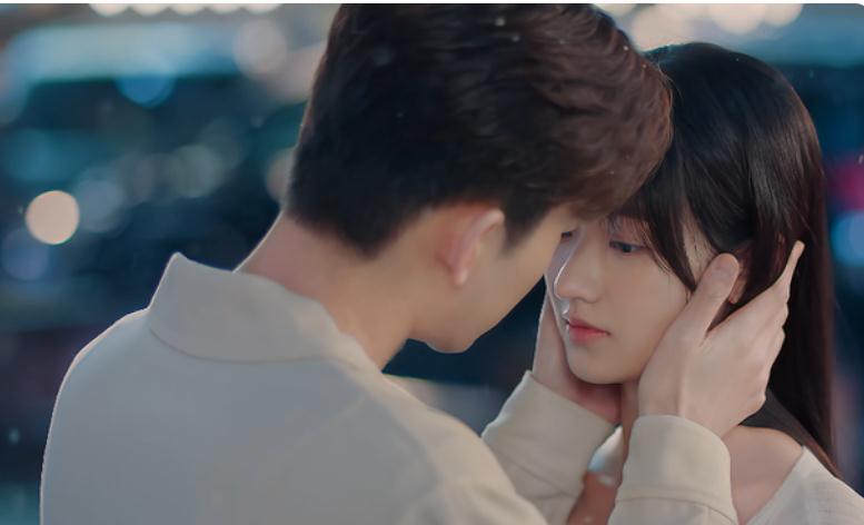 张翰被人民网批评，多个官媒建议下架影片，宣传剧组继续沉默休闲区蓝鸢梦想 - Www.slyday.coM