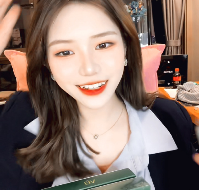 李璐璐|玲玲|陈三_新浪新闻