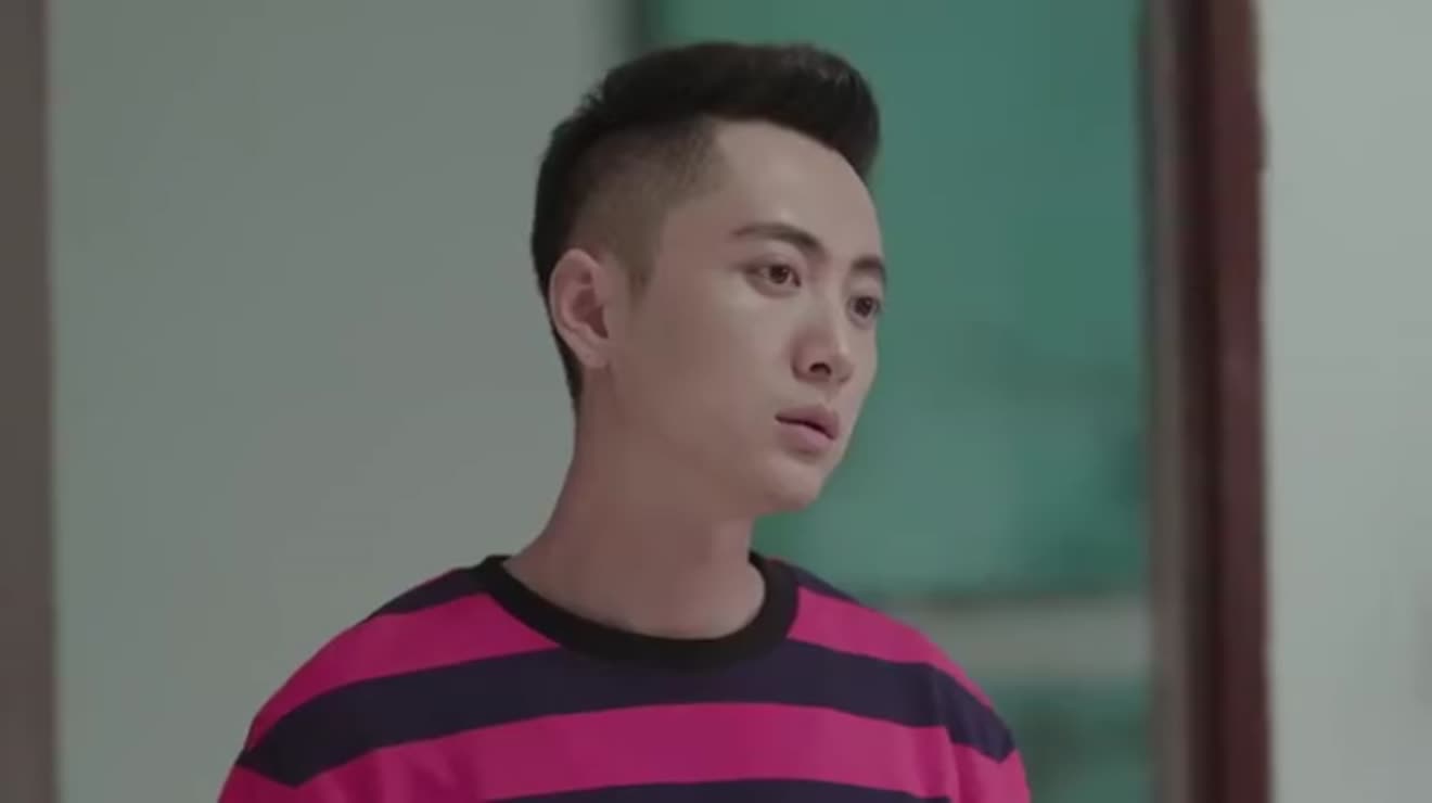 警犬来啦梁粤替人送礼给警花哪料被警犬调包警花自作多情了