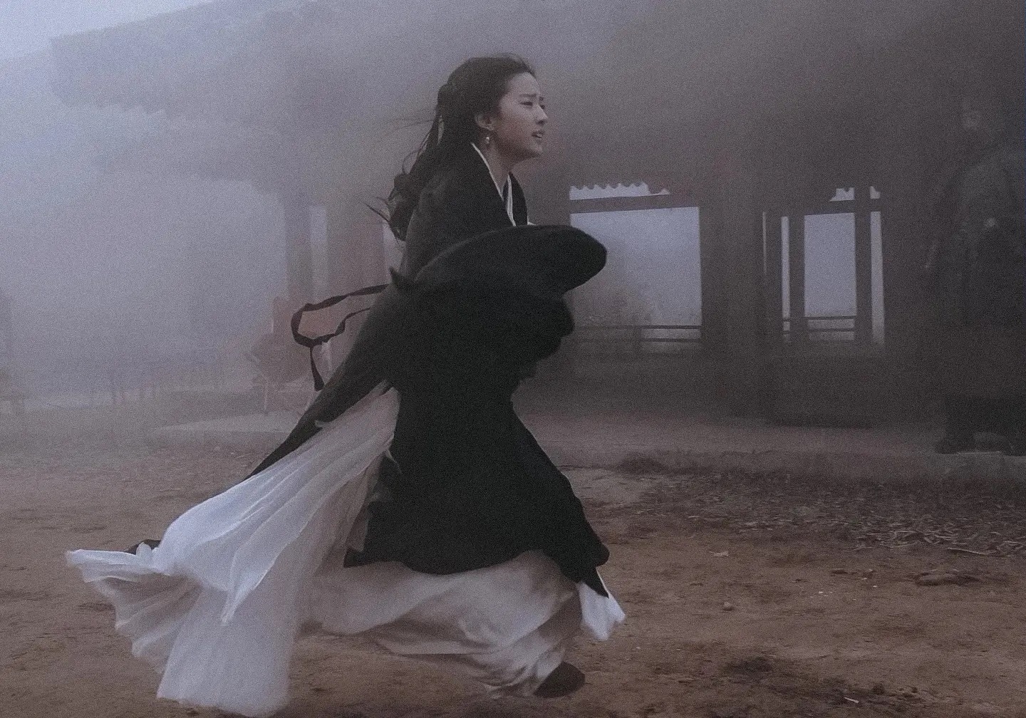 刘亦菲铜雀台貂蝉