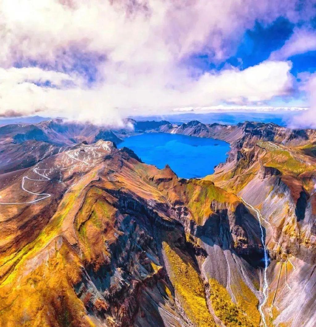 一个夏天都没出门？不如做一回“第一个看秋色的人”，可好？休闲区蓝鸢梦想 - Www.slyday.coM