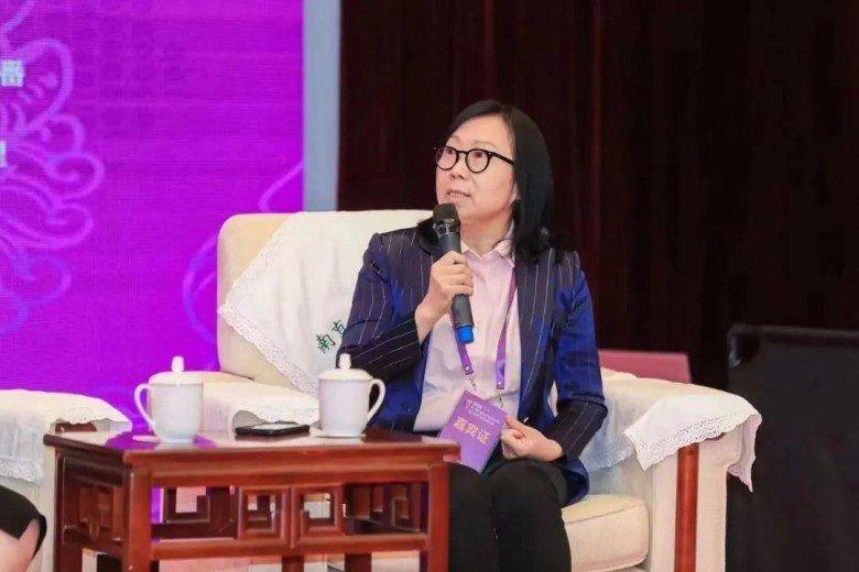 泰丰文化泰丰文化董事长胡婷参加第二届中国文化产业学术年会