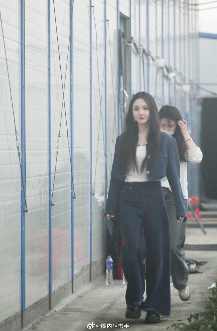 靳梦佳浪姐5剧透黑长直 女团妆简直美炸了|女团|御姐|小女孩_新浪新闻