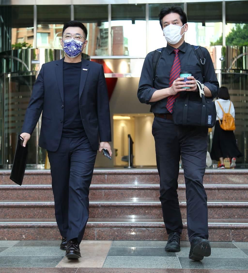 黄暐瀚认了这一点|台北市|黄暐瀚|谢震武_新浪新闻