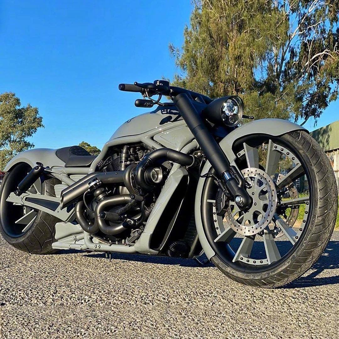 你喜欢这样的两轮跑车吗?