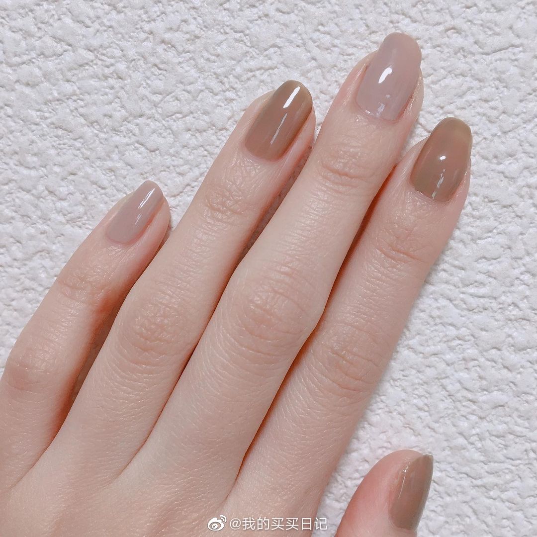 低调的裸色系美甲,上班族学生党都可的日常温柔款