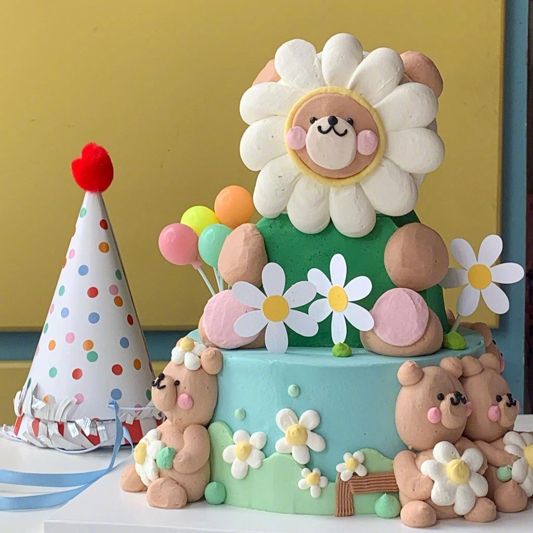 心形花朵小熊生日蛋糕图片素材-编号27243502-图行天下
