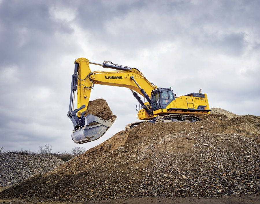 广西柳工大型挖掘机在海外上市