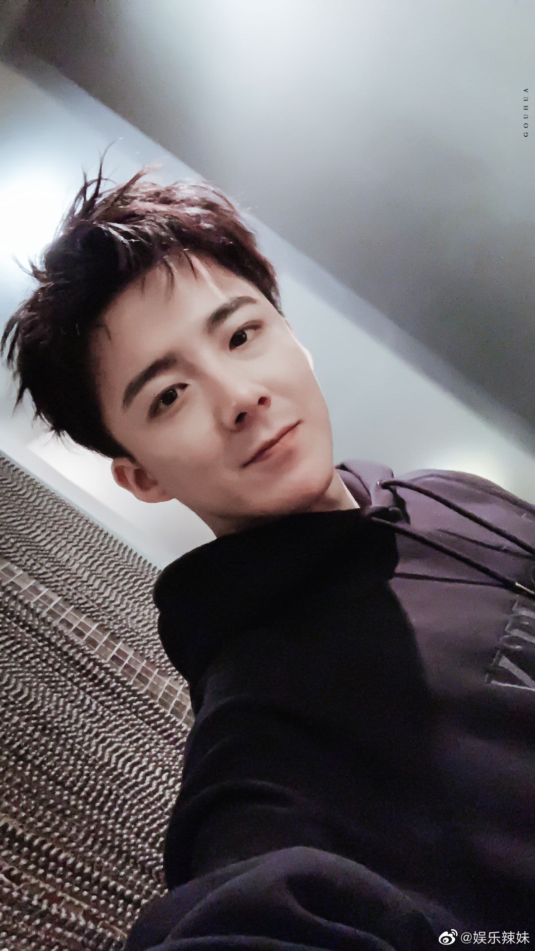 我爱的刘宇宁呀,干净又温柔,笑起来的时候,万千星辰坠落眼底_高清图集