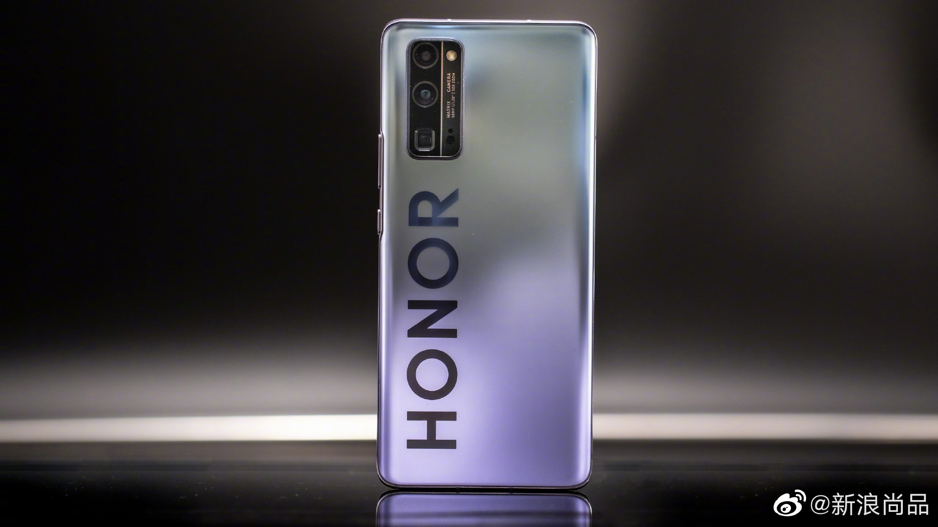 潮流影像旗舰 系列从开售以来好评不断~编辑亲测荣耀30 pro 钛空银真