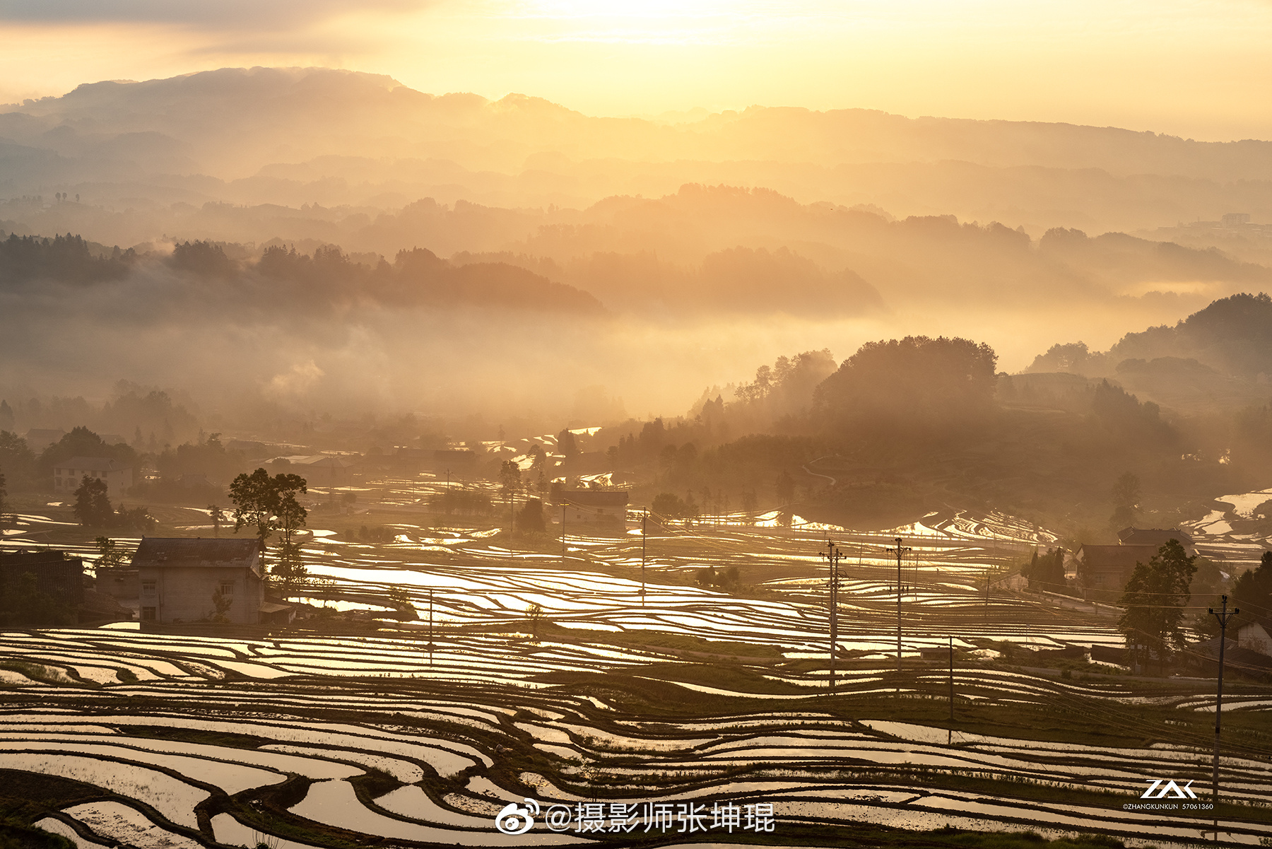 初春的重庆南川盐井梯田南茶梯田纵横蜿蜒在丘陵之间的奇观