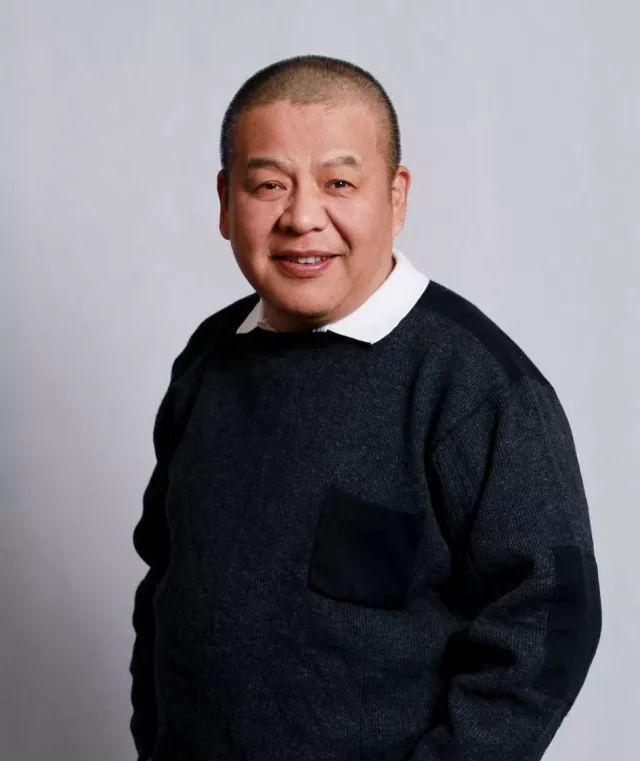 64岁演员刘惠近况曝光曾因酒驾自毁前程如今在餐馆吃饭被吐槽