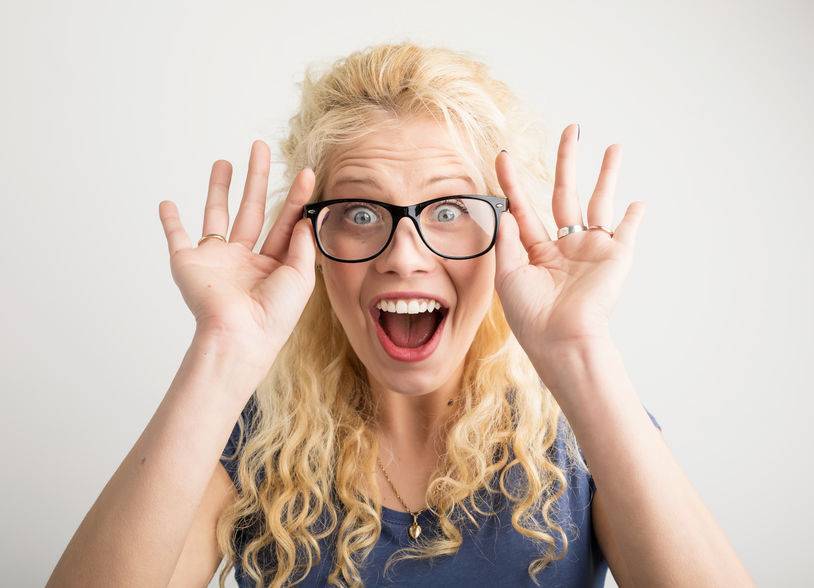 近视12000度是种什么体验?生活中4个因素,或许是剥夺视力的凶手休闲区蓝鸢梦想 - Www.slyday.coM 近视12000度是种什么体验?生活中4个因素,或许是剥夺视力的凶手休闲区蓝鸢梦想 - Www.slyday.coM