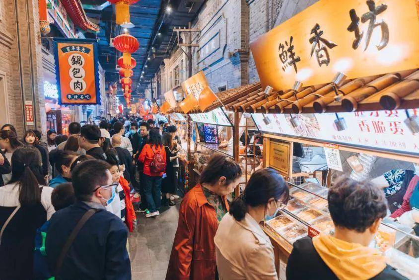 一个夏天都没出门？不如做一回“第一个看秋色的人”，可好？休闲区蓝鸢梦想 - Www.slyday.coM