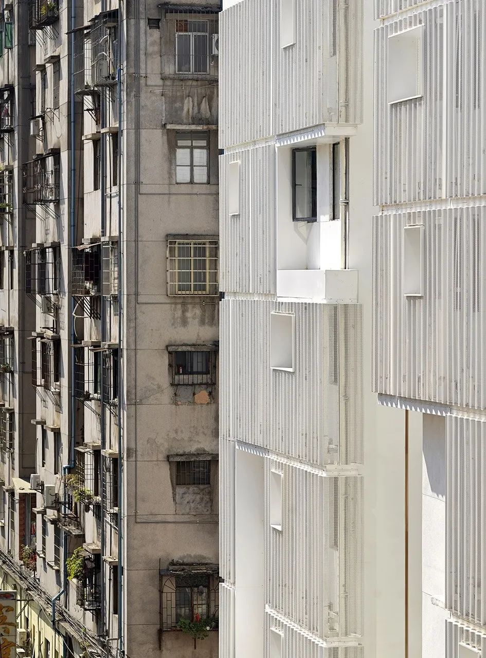 建筑外立面这波"玩法"太高级了__财经头条