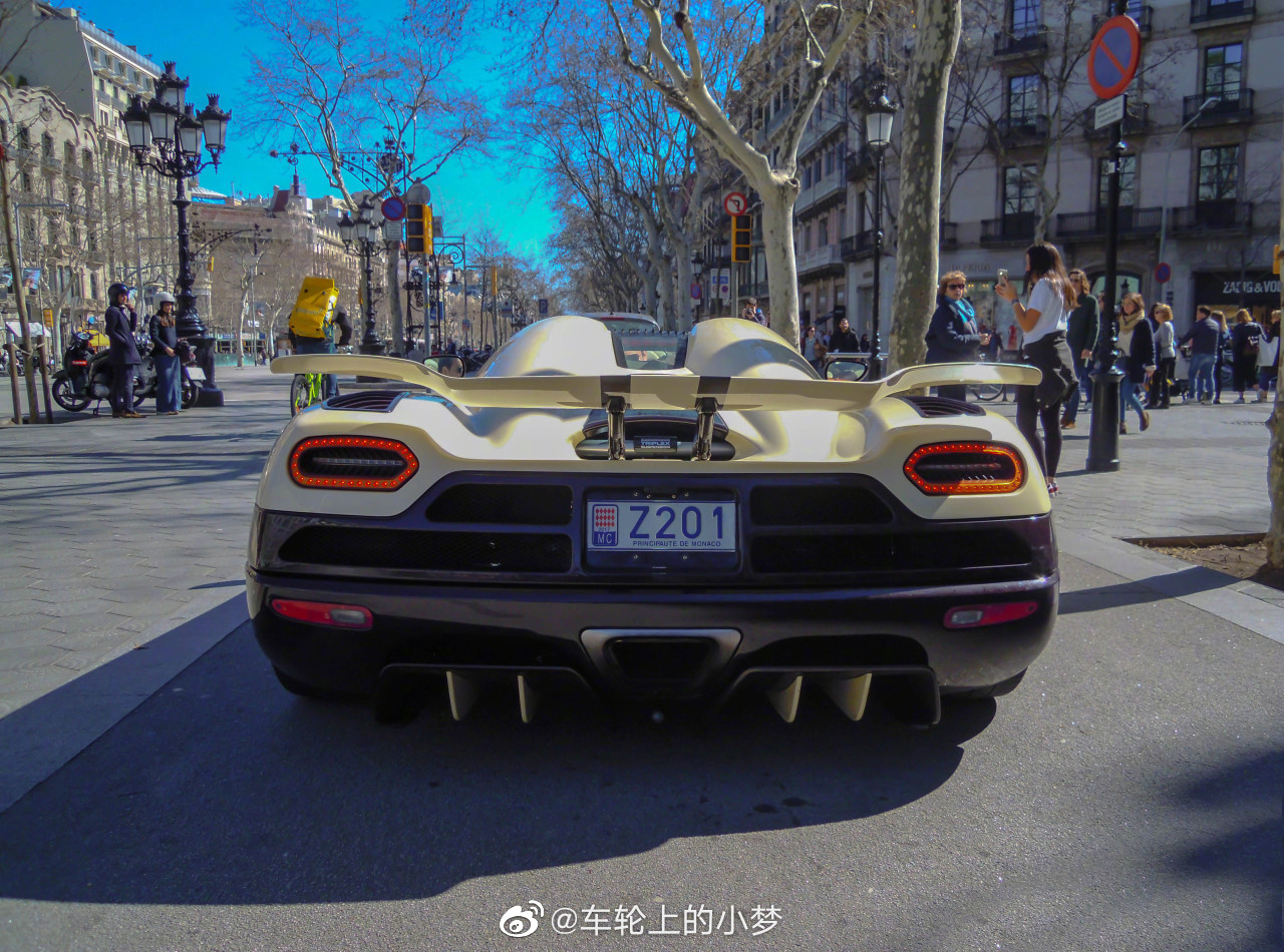 科尼塞克agerar这枚特别色的幽灵也被刮破了脸