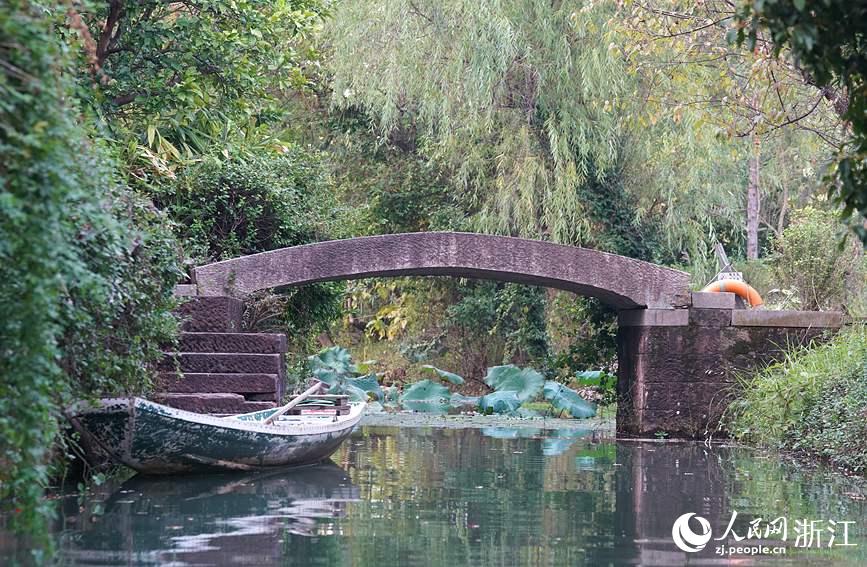 杭州：西溪湿地秋景怡人美如画休闲区蓝鸢梦想 - Www.slyday.coM