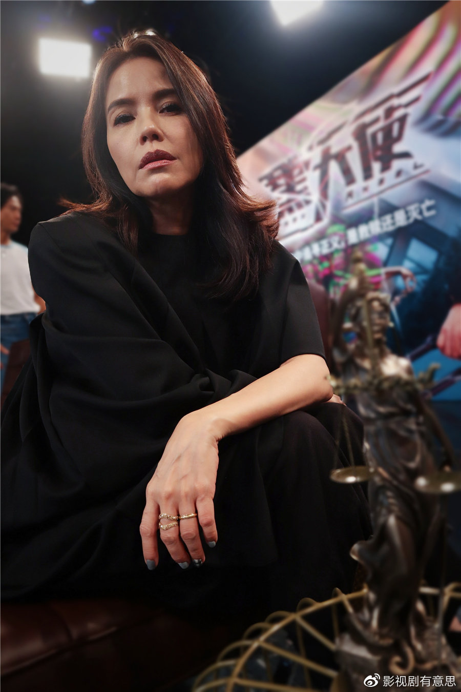 郑惠玉悬疑新剧《黑天使》开播 家庭主妇化身腹黑天使|郑惠玉|黑天使|戚玉武_新浪新闻