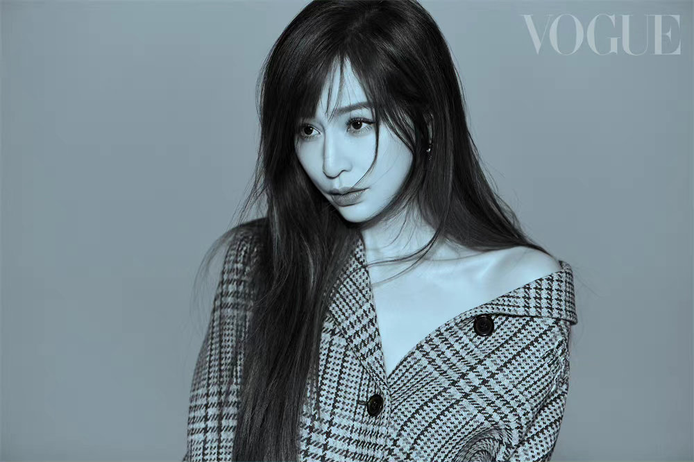 王心凌梦幻爱心大片诠释色彩氛围感 相信自己就是最大的信心休闲区蓝鸢梦想 - Www.slyday.coM