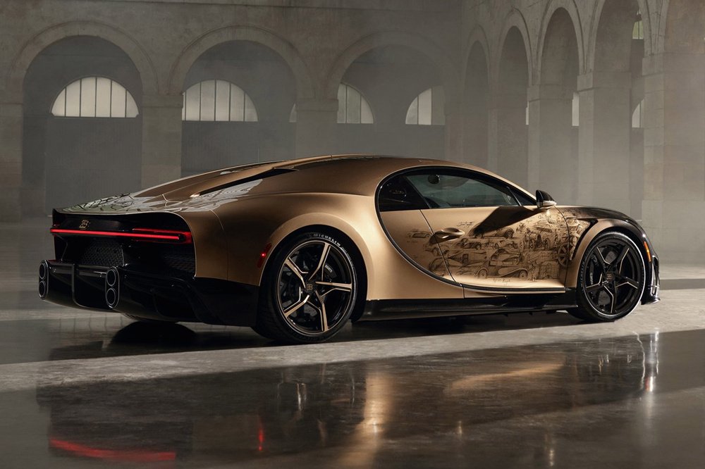 致敬内燃机的黄金时代布加迪chiron定制版车型官图发布