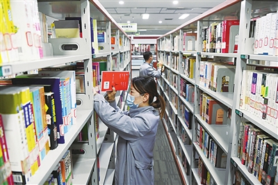 正文  根据《自治区应对新冠肺炎疫情工作指挥部公告(第13号)》精神