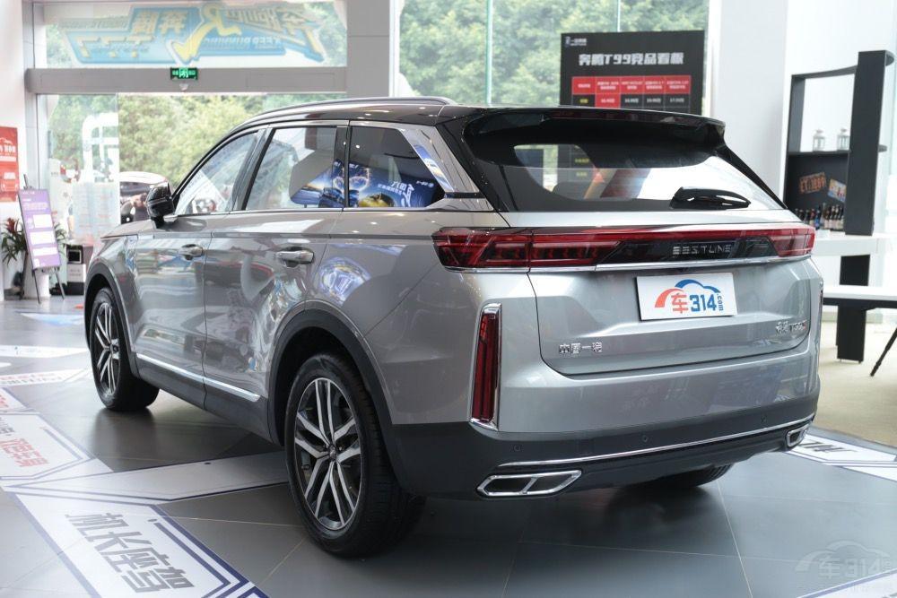 奔腾T99和阿维塔11深度对比：这两台车谁更值得买？