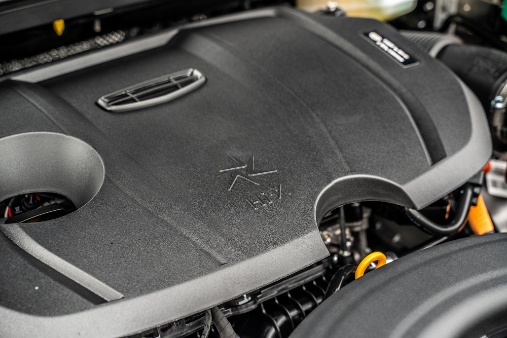 最低3.8个油，10-15万4款热门国产插混家轿，谁才是“经济王”？