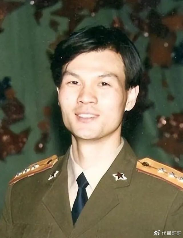 他曾是红极一时的主持人,因一句话断送前途,如今58岁病魔缠身|李彬|高志伟|李黎_新浪新闻